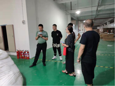 管理公司扎實開展中秋國慶節(jié)前安全大檢查