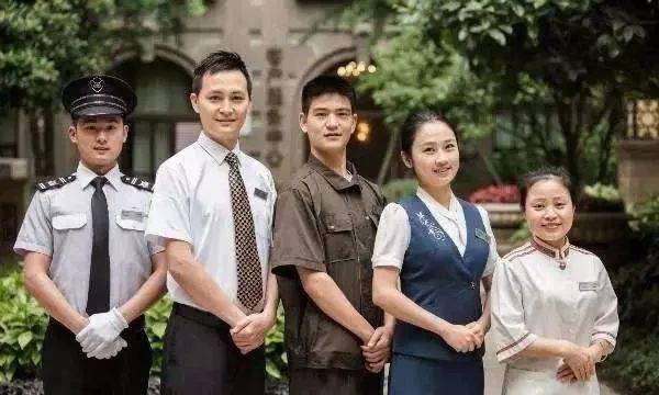 物業客服經典回答,從容面對業主的各種問題_管理費_維修_